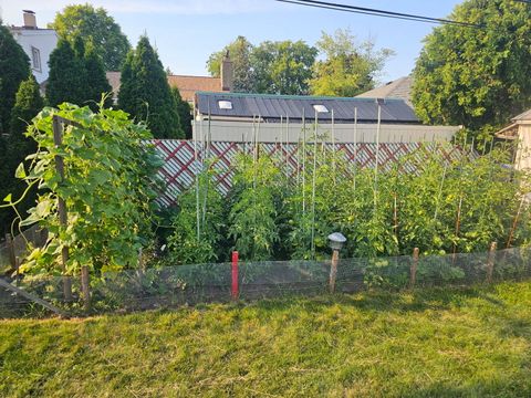 Tiny photo for 510 Florian Drive, Des Plaines, IL 60016 (MLS # 12585122)