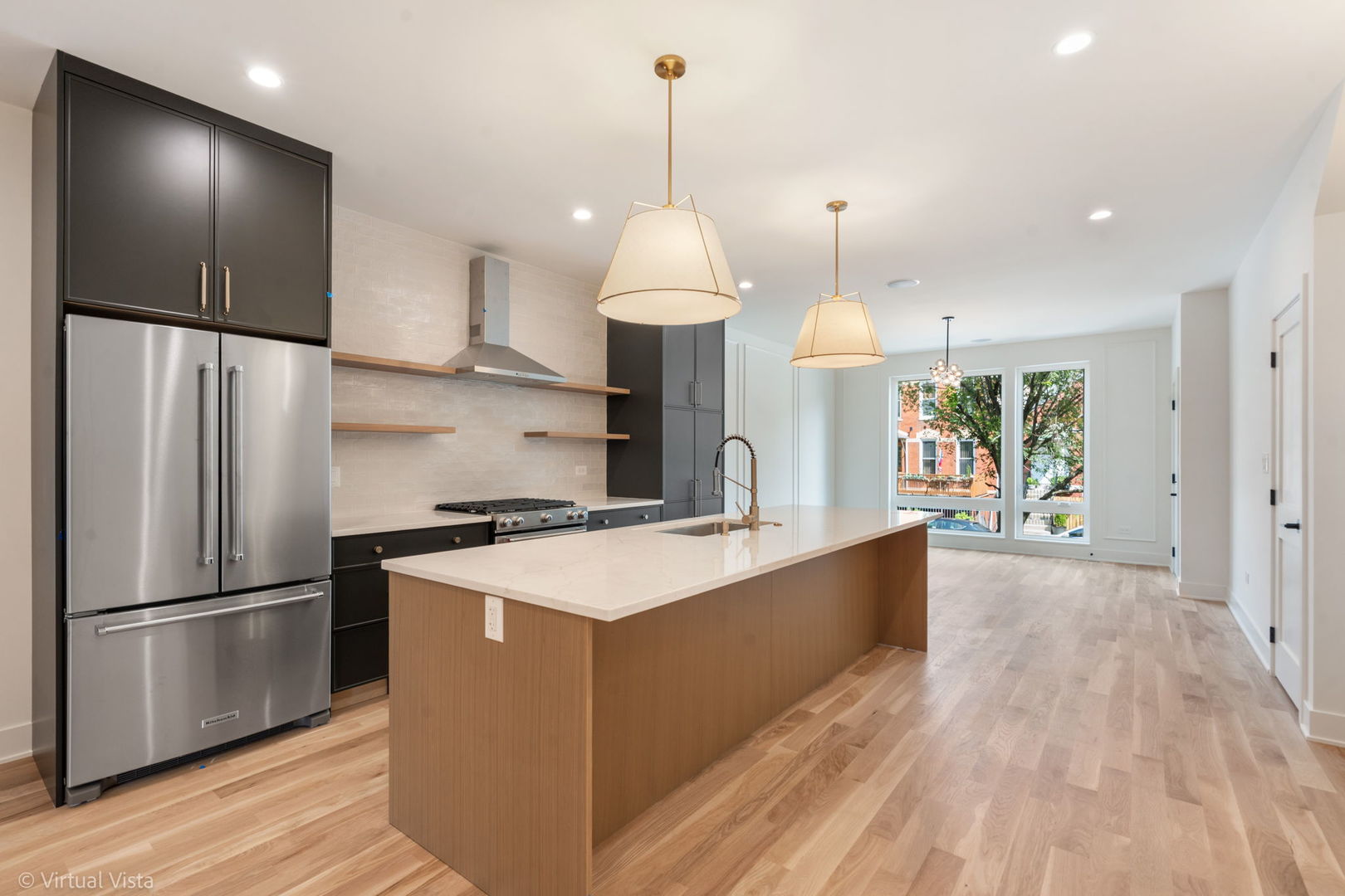 1521 W 17th Street 1