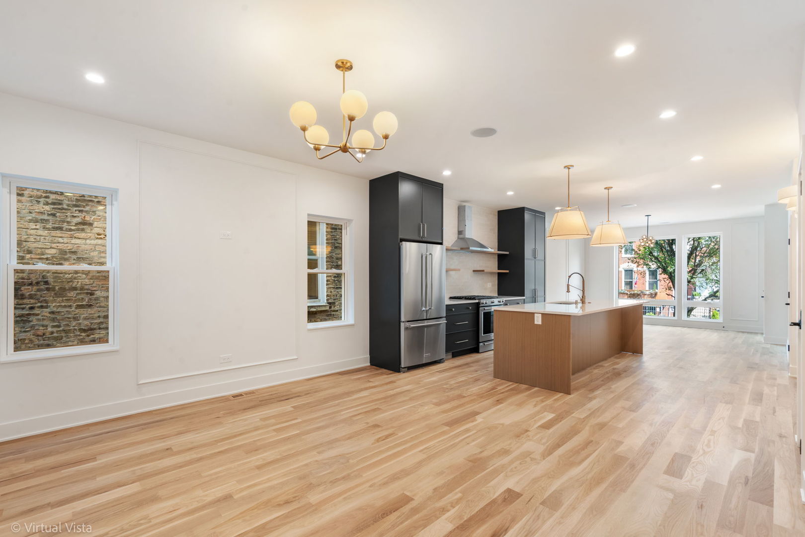 1521 W 17th Street 1