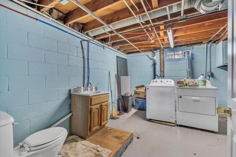 Tiny photo for 2838 Bellevue Avenue, Bettendorf, IA 52722 (MLS # 12624652)