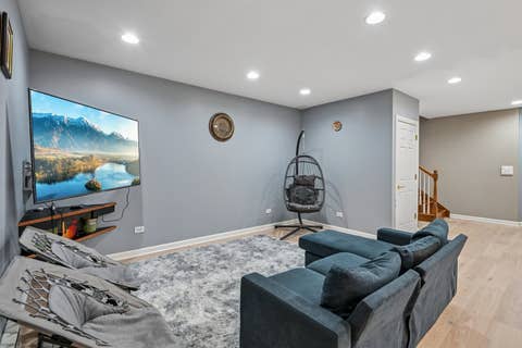Tiny photo for 343 Arbor Glen Boulevard, Schaumburg, IL 60195 (MLS # 12727741)