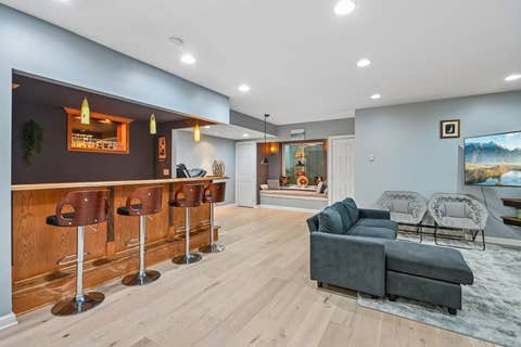 Tiny photo for 343 Arbor Glen Boulevard, Schaumburg, IL 60195 (MLS # 12727741)