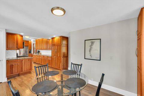 Tiny photo for 202 W Iowa Street, Urbana, IL 61801 (MLS # 12589315)