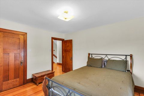 Tiny photo for 202 W Iowa Street, Urbana, IL 61801 (MLS # 12589315)