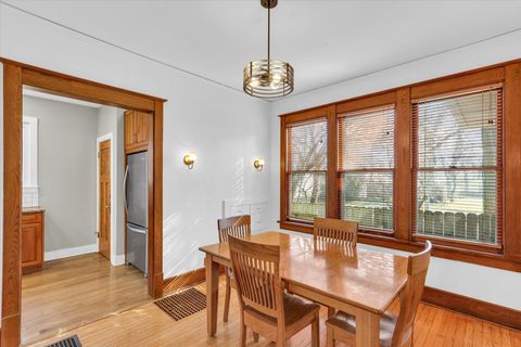 Tiny photo for 202 W Iowa Street, Urbana, IL 61801 (MLS # 12589315)