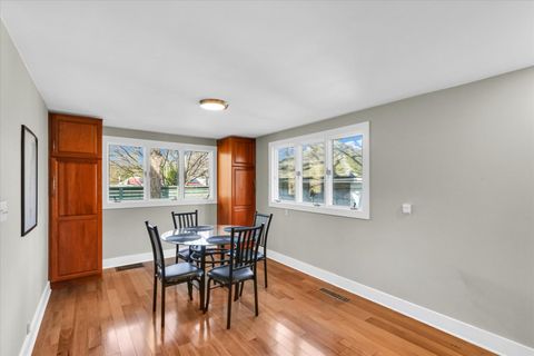 Tiny photo for 202 W Iowa Street, Urbana, IL 61801 (MLS # 12589315)