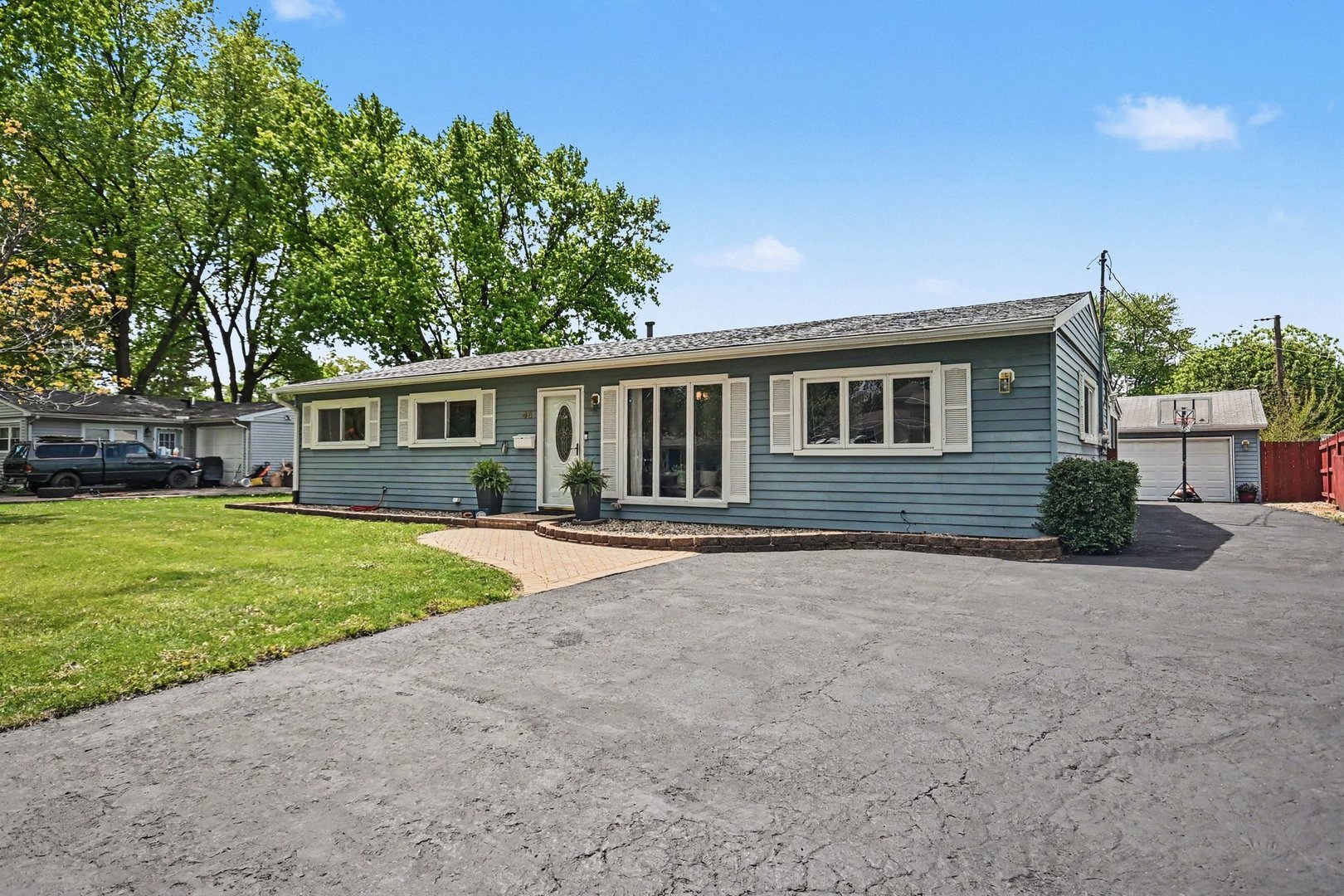 48 Pueblo Road