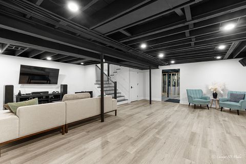 Tiny photo for 8820 N Elmore Street, Niles, IL 60714 (MLS # 12573918)