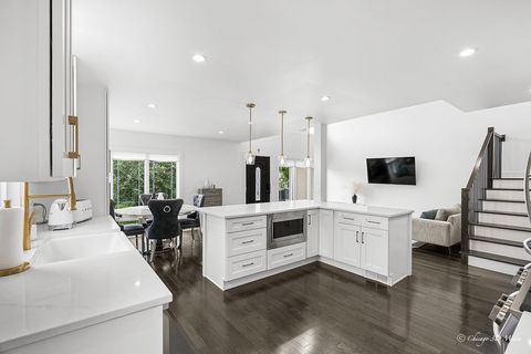 Tiny photo for 8820 N Elmore Street, Niles, IL 60714 (MLS # 12573918)