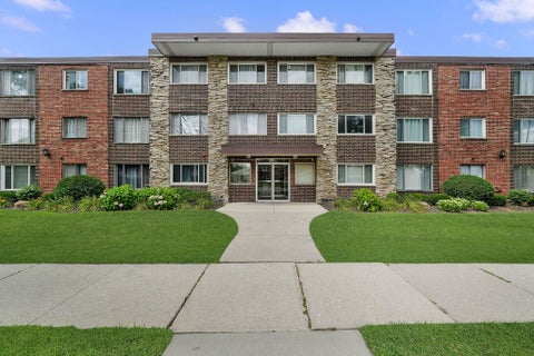 Tiny photo for 10210 Washington Avenue #115, Oak Lawn, IL 60453 (MLS # 12711837)