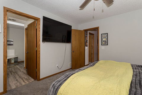Tiny photo for 4367 Winston Place, Bettendorf, IA 52722 (MLS # 12677715)