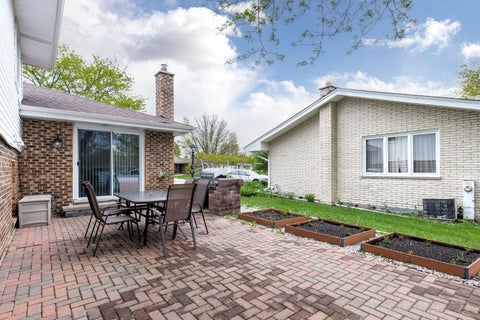 Tiny photo for 15542 Catalina Court, Orland Park, IL 60462 (MLS # 12744334)