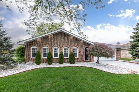 Tiny photo for 15542 Catalina Court, Orland Park, IL 60462 (MLS # 12744334)