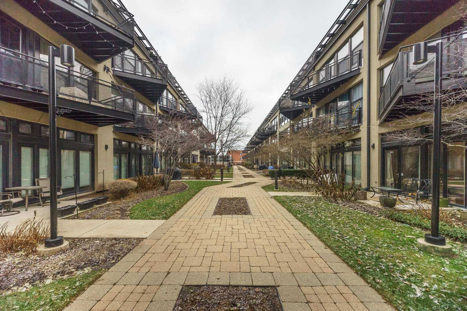 1000 W 15th Street 115