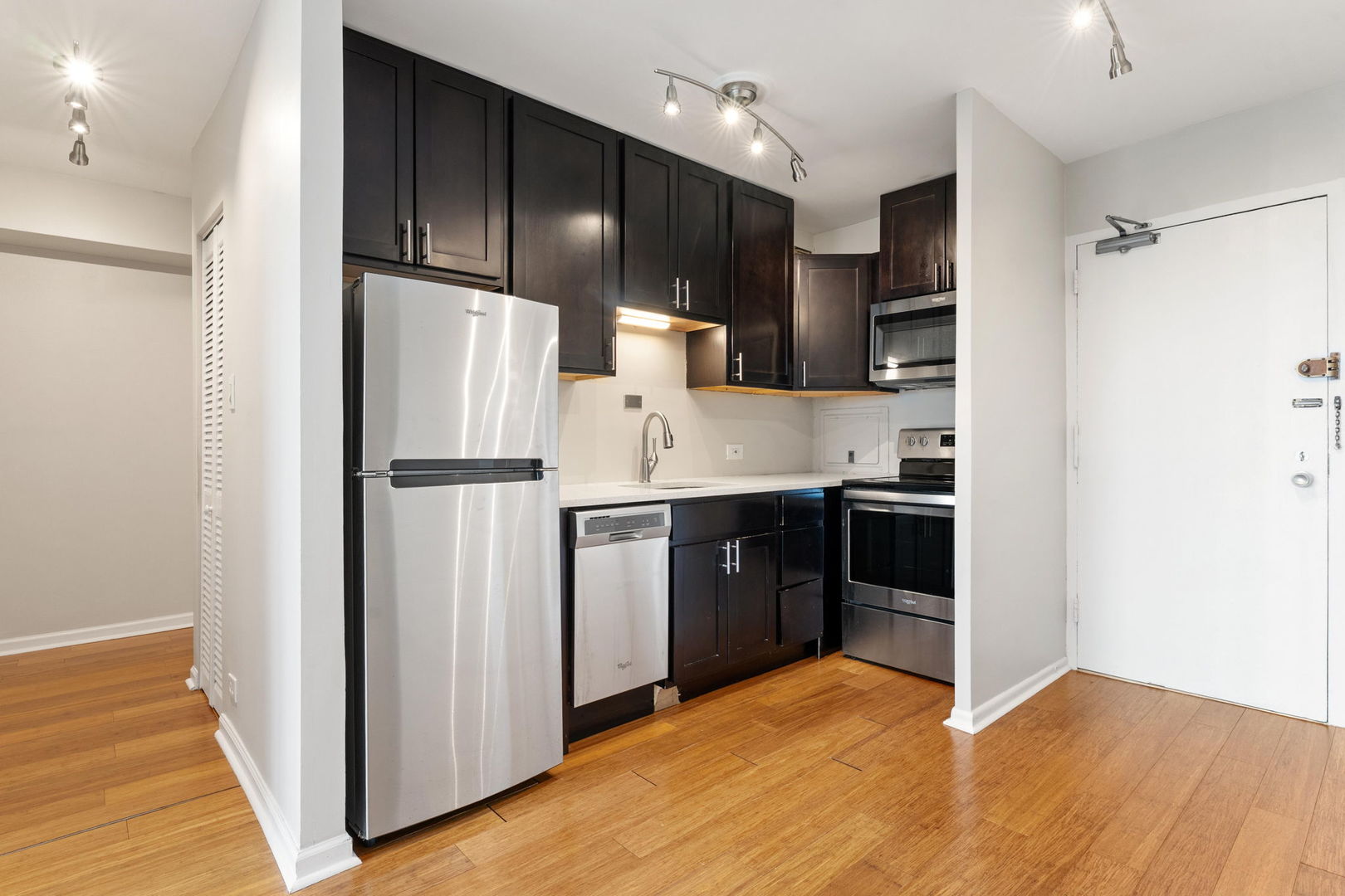3600 N Lake Shore Drive 1616