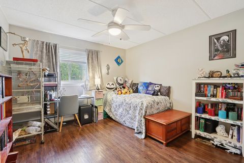 Tiny photo for 586 Fairway View Drive #1A, Wheeling, IL 60090 (MLS # 12597578)