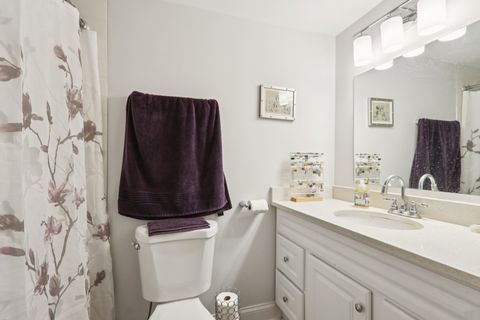 Tiny photo for 586 Fairway View Drive #1A, Wheeling, IL 60090 (MLS # 12597578)