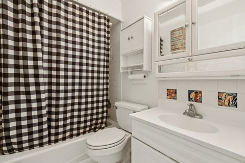 Tiny photo for 702 Cobblestone Circle #D, Glenview, IL 60025 (MLS # 12710786)