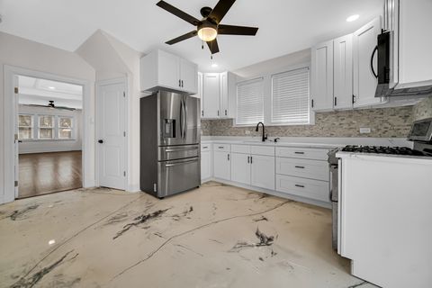 Tiny photo for 3010 N Nottingham Avenue, Chicago, IL 60634 (MLS # 12623654)