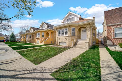 Tiny photo for 3010 N Nottingham Avenue, Chicago, IL 60634 (MLS # 12623654)