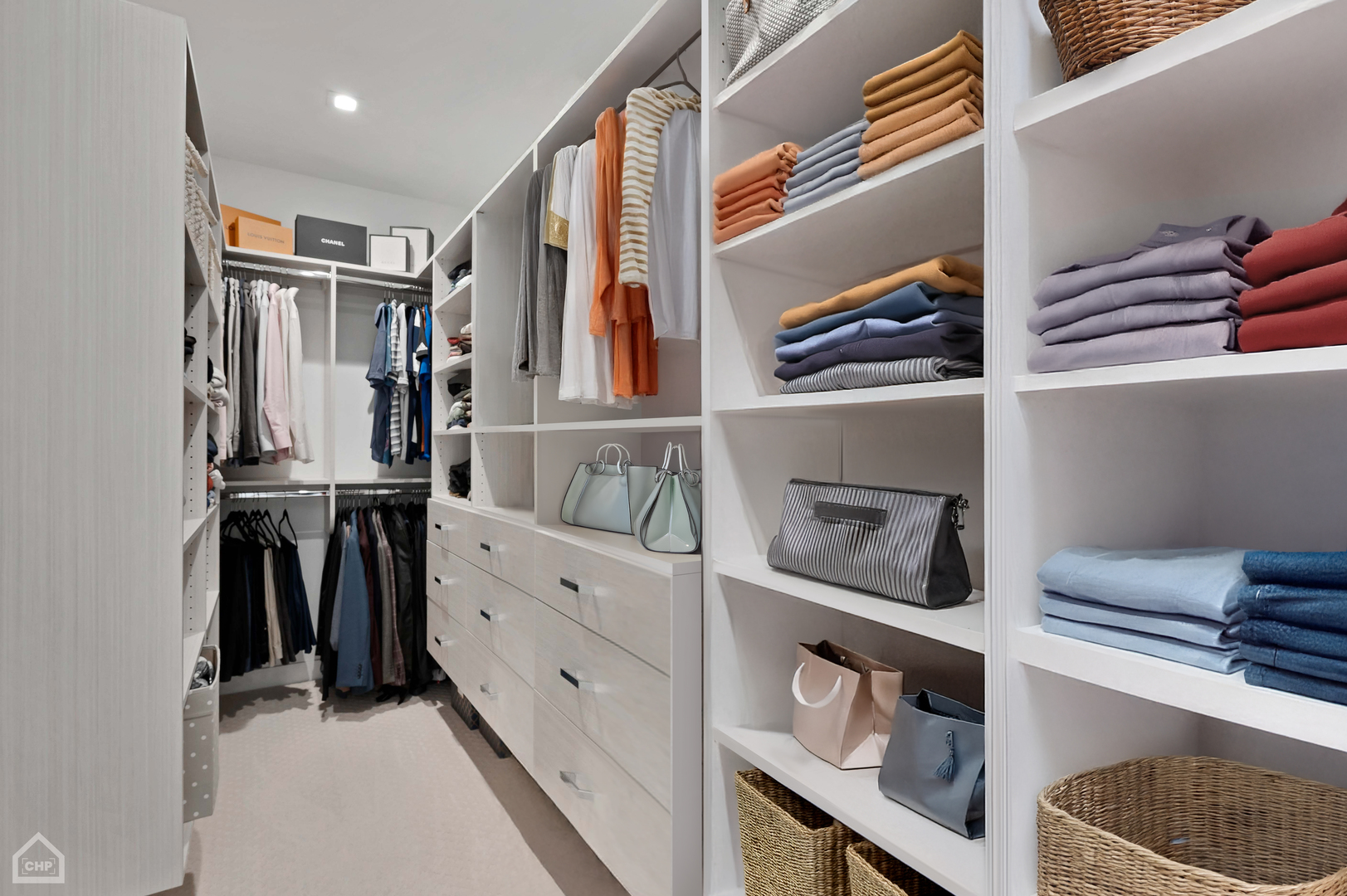 Chicago, Illinois 60614, United States, 4 Bedrooms Bedrooms, ,4 BathroomsBathrooms,Residential,Active,95388