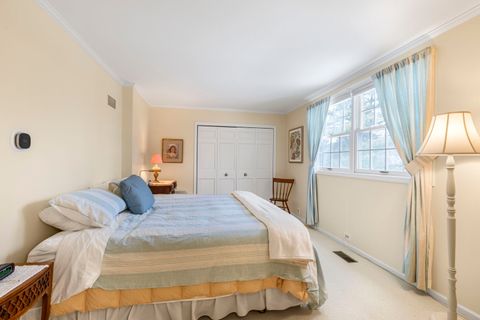 Tiny photo for 970 E Deerpath Road, Lake Forest, IL 60045 (MLS # 12566615)