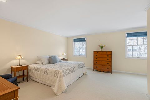 Tiny photo for 970 E Deerpath Road, Lake Forest, IL 60045 (MLS # 12566615)