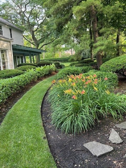 Tiny photo for 970 E Deerpath Road, Lake Forest, IL 60045 (MLS # 12566615)