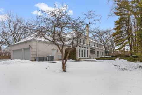 Tiny photo for 970 E Deerpath Road, Lake Forest, IL 60045 (MLS # 12566615)