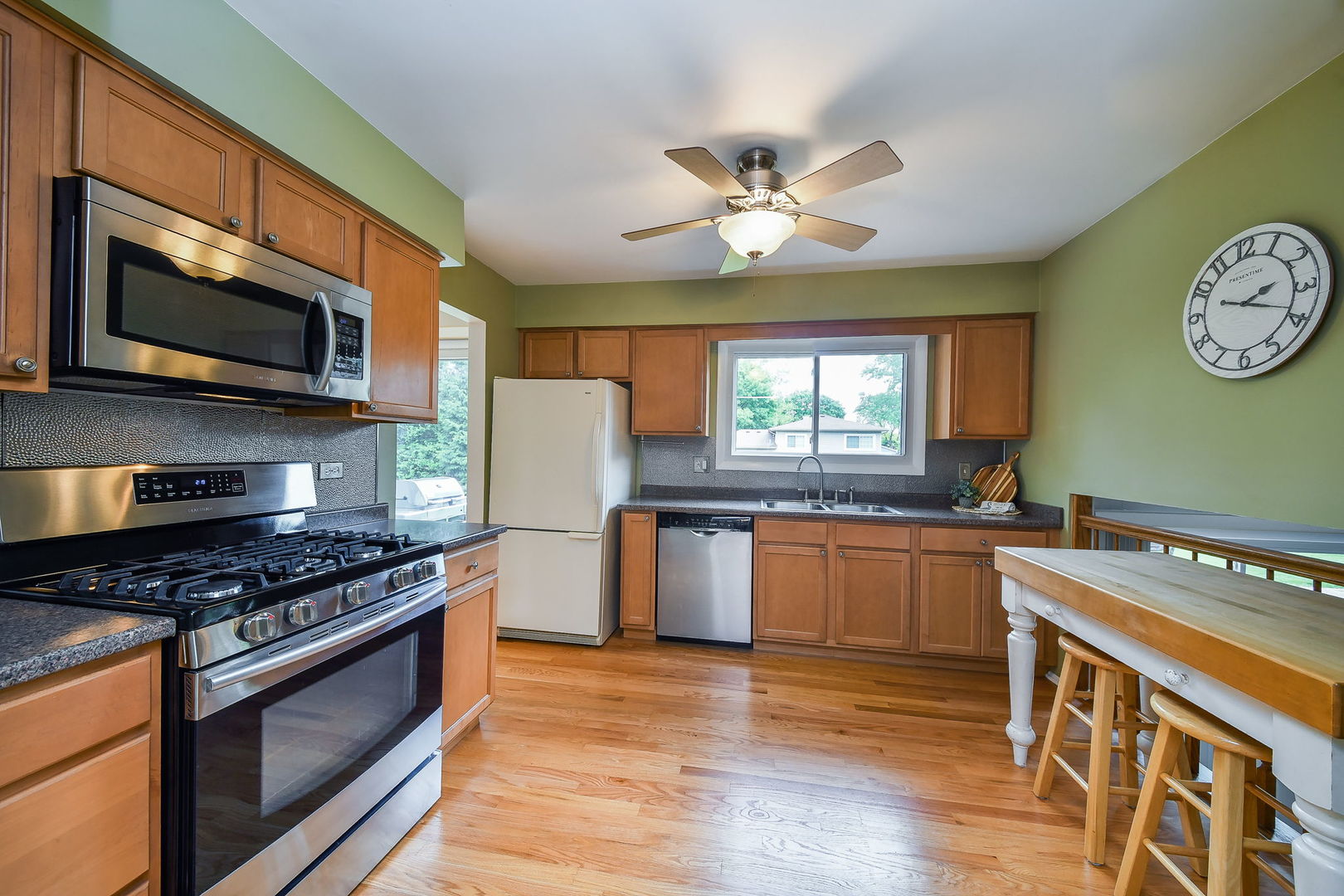 1174 Kent Court