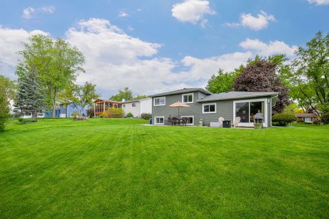 Tiny photo for Wheaton, IL 60189 (MLS # 12631574)