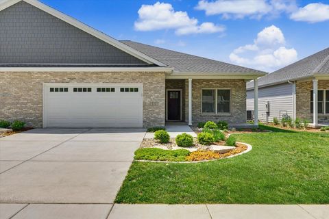 Photo of 510 S 6th Street, Fairbury, IL 61739 (MLS # 12648993)