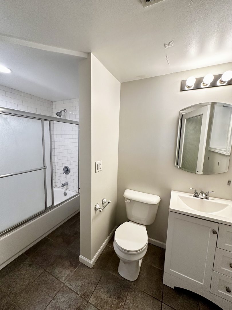 Western Springs, Illinois 60558, United States, 5 Bedrooms Bedrooms, ,3 BathroomsBathrooms,Residential,Active,243350