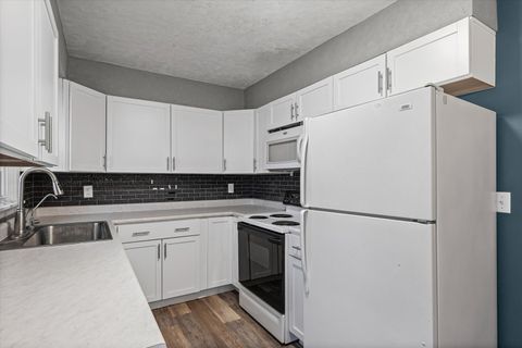 Tiny photo for 215 N Third Street, Fisher, IL 61843 (MLS # 12483067)