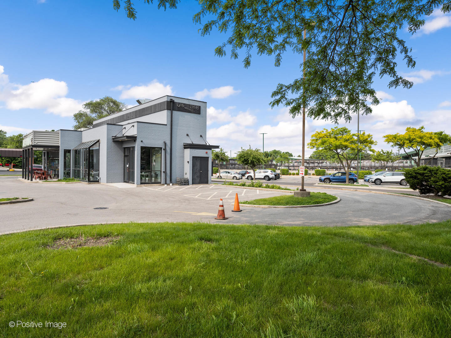 720 E Rand Road