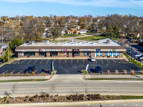 2232 E Grand Avenue Lindenhurst IL 60046