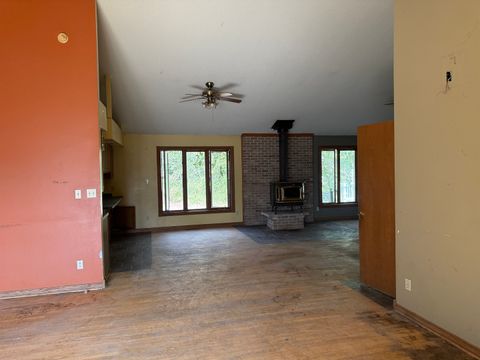 Tiny photo for 1977 N 35th Road, Ottawa, IL 61350 (MLS # 12467464)