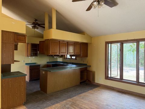 Tiny photo for 1977 N 35th Road, Ottawa, IL 61350 (MLS # 12467464)