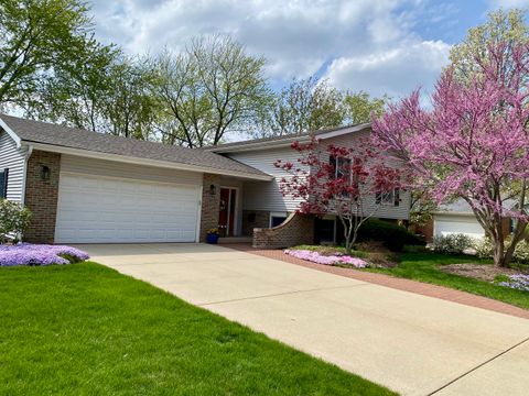 1994 Brentwood Lane Wheaton IL 60189