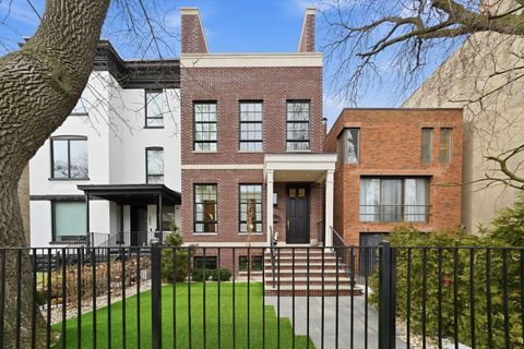 Photo of 2674 N Burling Street, Chicago, IL 60614 (MLS # 12569692)