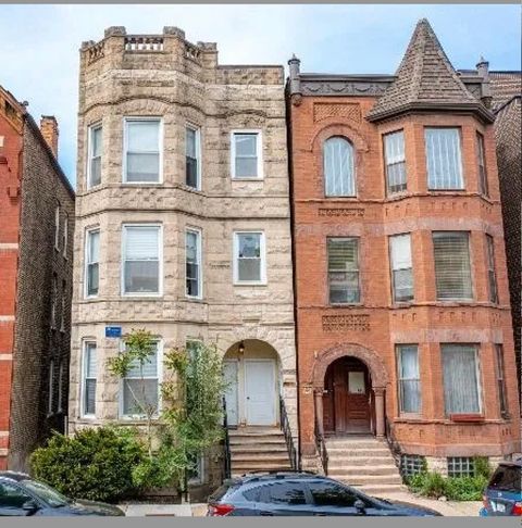 1406 W Superior Street 3F Chicago IL 60642