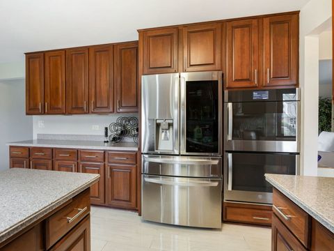 Tiny photo for 1407 Wesley Court, Westmont, IL 60559 (MLS # 12561424)