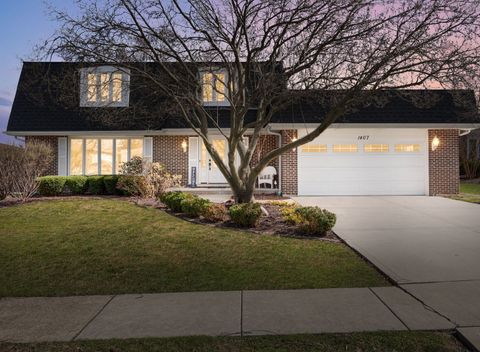 Tiny photo for 1407 Wesley Court, Westmont, IL 60559 (MLS # 12561424)