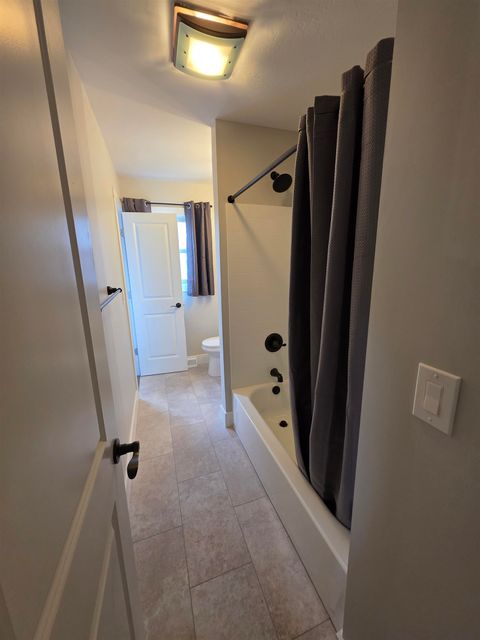 Tiny photo for 1206 10th Avenue N, Clinton, IA 52732 (MLS # 100000326)