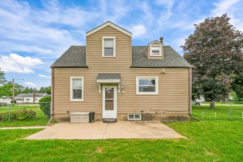 Tiny photo for 224 Avenue H Avenue, Rochelle, IL 61068 (MLS # 12695369)