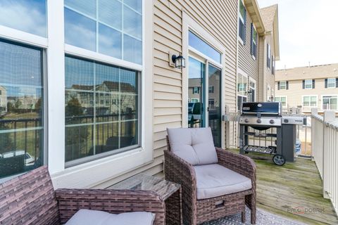 Tiny photo for 543 Cimmaron Circle, Crystal Lake, IL 60012 (MLS # 12564542)