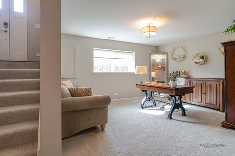 Tiny photo for 543 Cimmaron Circle, Crystal Lake, IL 60012 (MLS # 12564542)