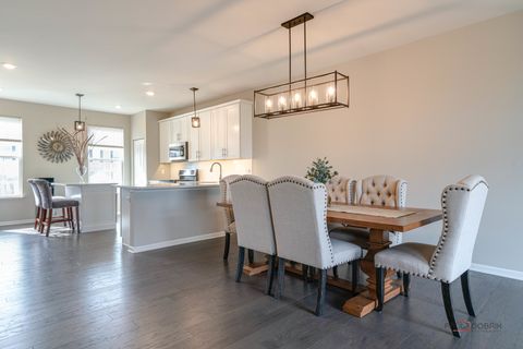 Tiny photo for 543 Cimmaron Circle, Crystal Lake, IL 60012 (MLS # 12564542)