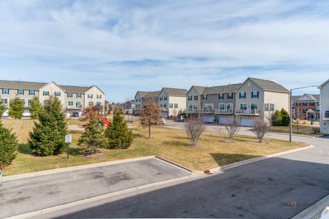 Tiny photo for 543 Cimmaron Circle, Crystal Lake, IL 60012 (MLS # 12564542)