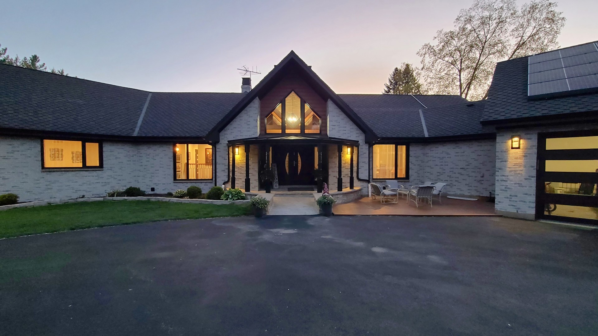 32 BRAEBURN Lane